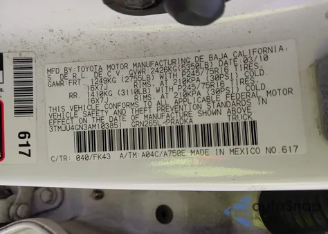 2010 Toyota Tacoma Prerunner V6 z USA, uszkodzony, nr VIN 3TMJU4GN3AM103851